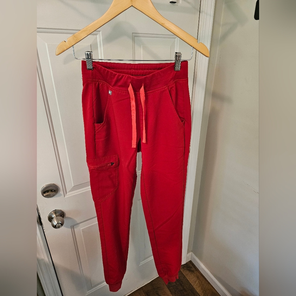 Figs Limited Edition Winning Red Zamora Joggers - XXS/T